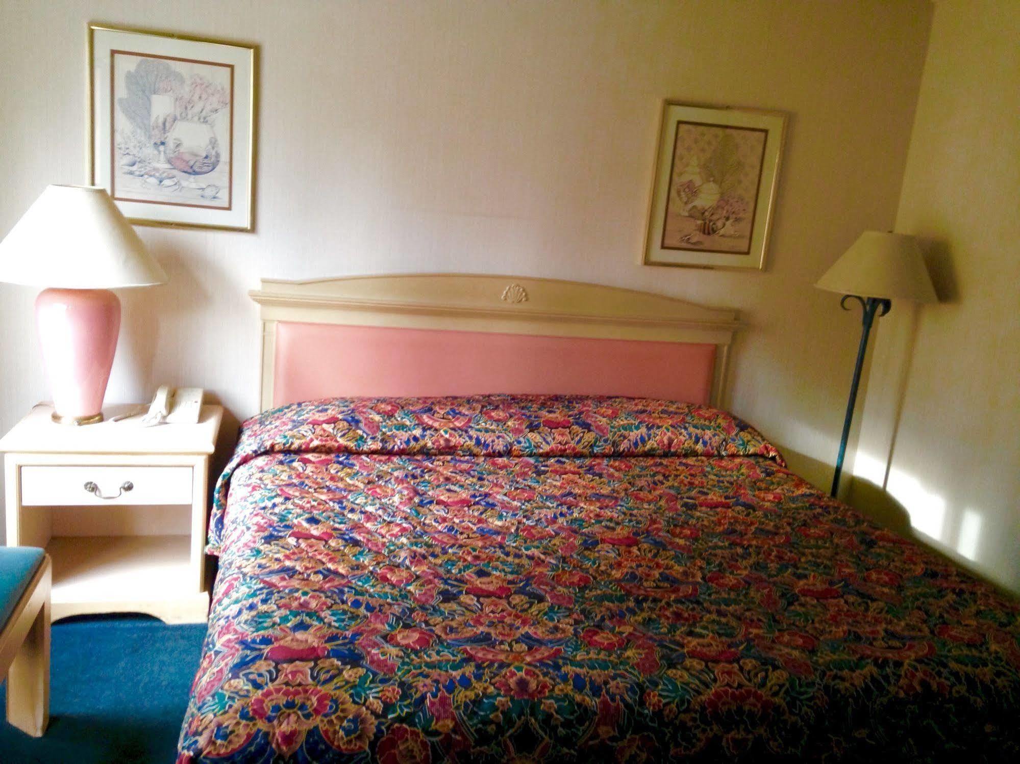 Stevenson'S Inn คิงส์บีช ภายนอก รูปภาพ